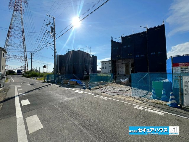 【同施工物件ご案内可能】刈谷市泉田町北中浜　全4棟の前面道路含む現地写真|事前予約にて現地ご見学いただけます！お気軽にお問い合わせください♪
■株式会社　セキュアハウス■
住宅ローンに強く、知識、経験豊富なスタッフ在籍
お客様に寄り添い、ご成約後もサポート致します。　　　　