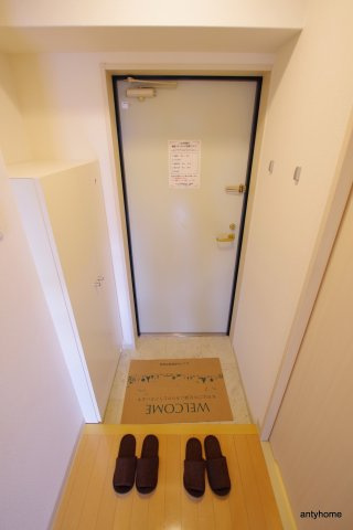 マルセイ玉川マンションの玄関