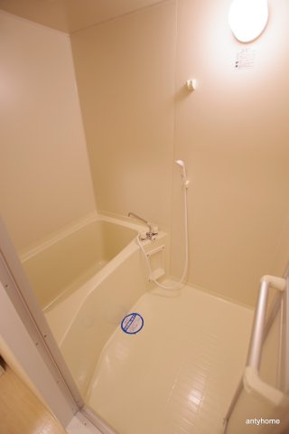 マルセイ玉川マンションの浴室