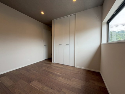 【子供部屋】 | 【弊社売主物件】高槻市上牧南駅前町 リノベ戸建 | 弊社のファイナンシャルプランナーより、将来に向けた資金計画・住宅ローンの無料相談が皆様に大変ご好評頂いております！物件ご購入の前に、まずはお気軽にご相談くださいませ。