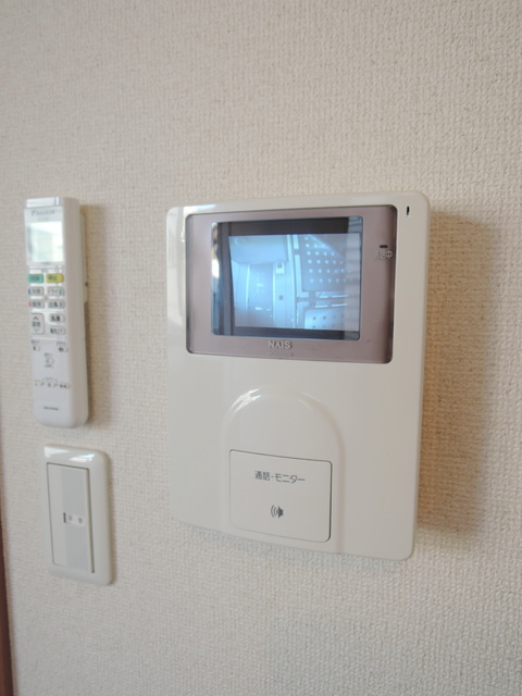 Ｍｅｇ牛込のセキュリティ|★来客者が一目で分かるＴＶモニターホン★
