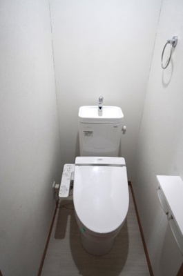 【トイレ】 | フラットテラス | ※同物件・同タイプの写真です。