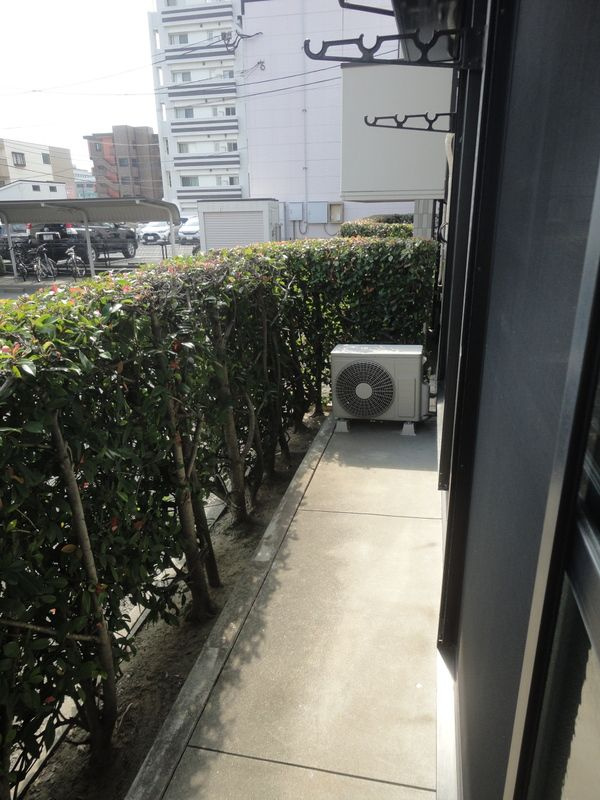 ハイフラワーコーポ Bのバルコニー