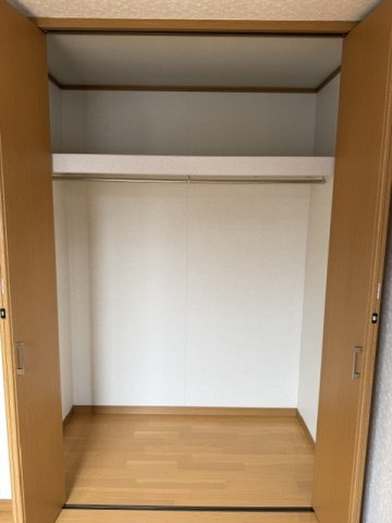 西東京市中町１丁目の一戸建ての収納