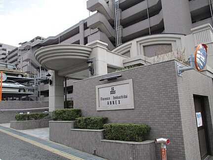 フローレンス井口台アネックスの駐輪場