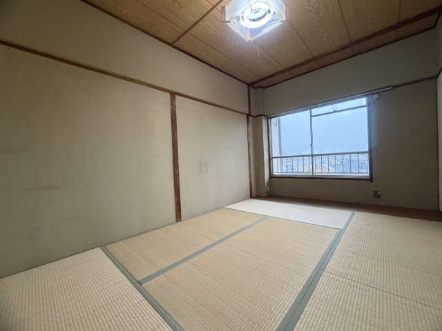 高丸ビルA棟の和室