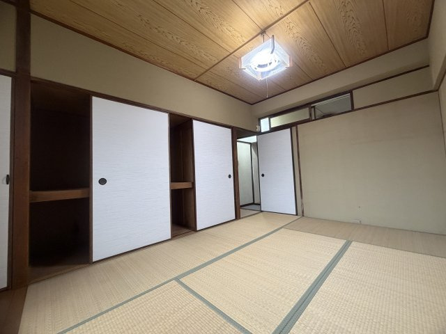 高丸ビルA棟の和室