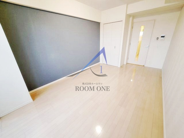 ＰＡＲＫ　ＳＱＵＡＲＥ国府台の居間・リビング|洋室のお部屋です。