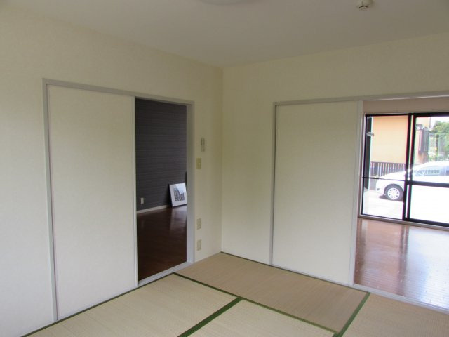 パークハイツA棟の和室|ゆったりとくつろげる和室です　※写真は201