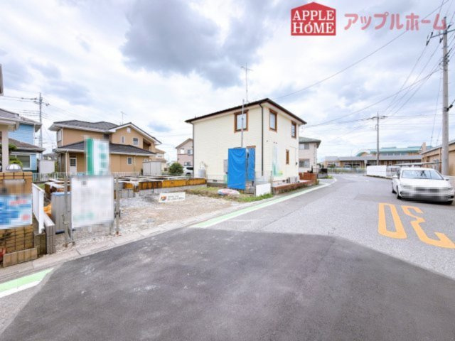 [新築住宅] 熊谷市妻沼 第5期 全1棟の前面道路含む現地写真