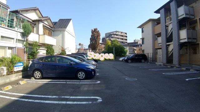 ソレイユ シャルマンの駐車場