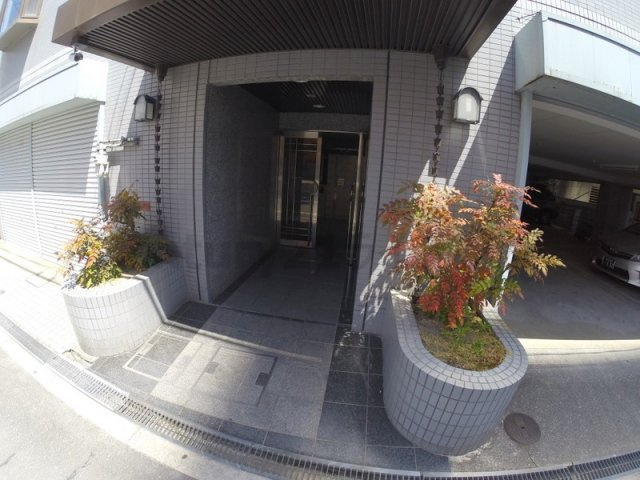 【エントランス】 | メゾネットフジ