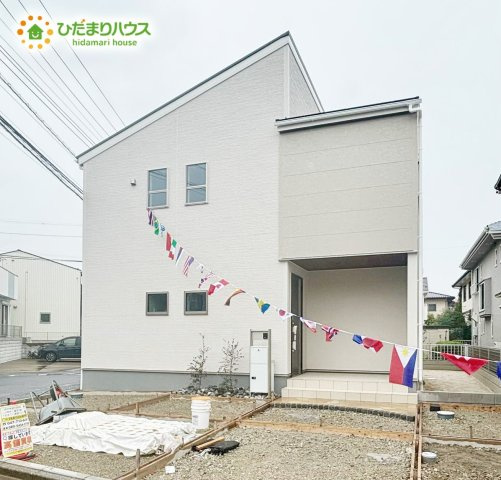 流山市東深井第4　新築戸建　1号棟の駐車場|2台分可能な駐車スペース(^^)/車種により異なる場合がございます。
