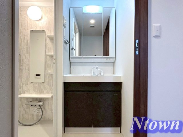 【独立洗面台】 | S-RESIDENCE高岳bresa(ブレサ) | 朝の身支度には欠かせない独立洗面化粧台
