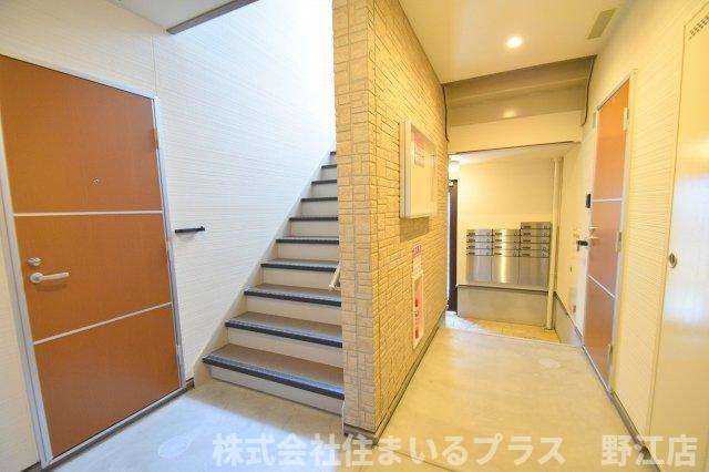 フジパレス城北公園通Ⅴ番館のロビー