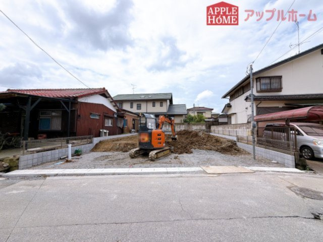 [新築住宅] 深谷市見晴町 第1 全1棟の前面道路含む現地写真