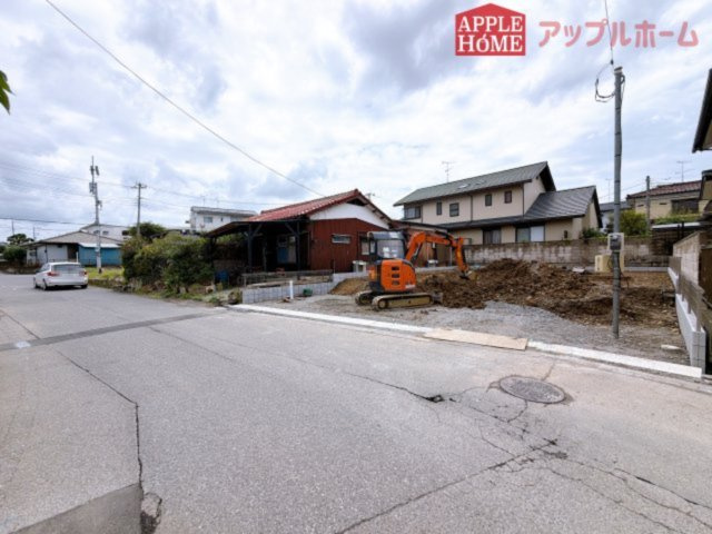 [新築住宅] 深谷市見晴町 第1 全1棟の前面道路含む現地写真