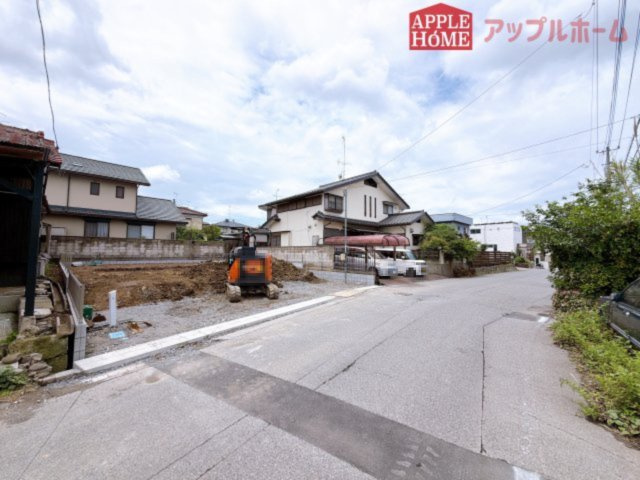 [新築住宅] 深谷市見晴町 第1 全1棟の前面道路含む現地写真