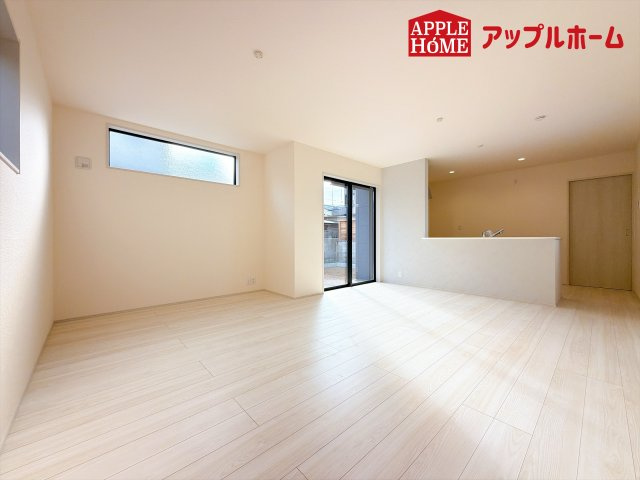[新築住宅] 深谷市見晴町 第1 全1棟の前面道路含む現地写真