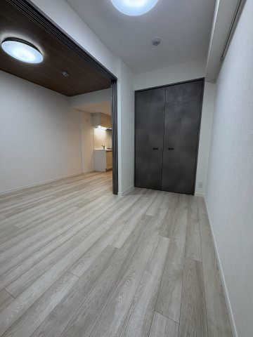 【洋室】アイルプレミアム東京西新井