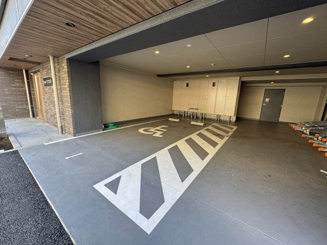 【駐車場】アイルプレミアム東京西新井