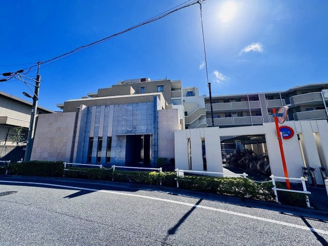 【外観】 | ゼファーヒルズ成増（成増店） | 平成18年築全55戸の管理体制良好なマンション