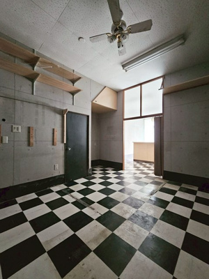 【ロビー】 | 雑賀町255番地1店舗