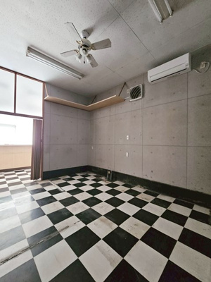 【ロビー】 | 雑賀町255番地1店舗