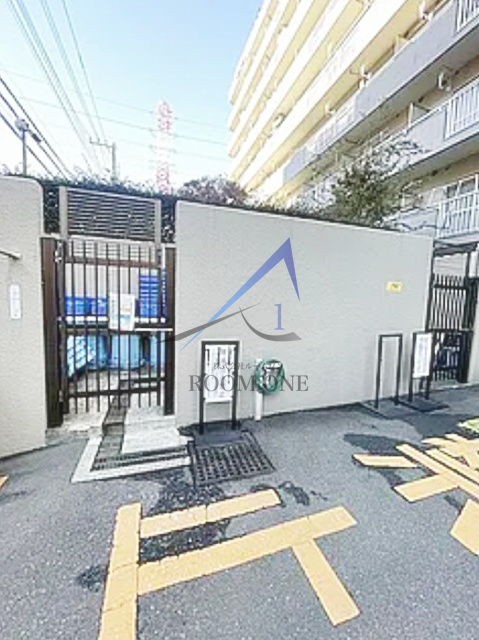 トーア川崎マンションのその他共用部分|敷地内ごみ置き場です。
