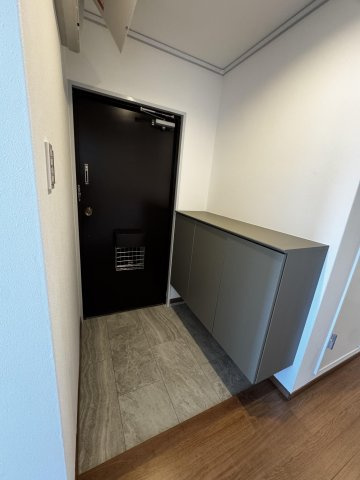 スカイマンション諸岡の玄関