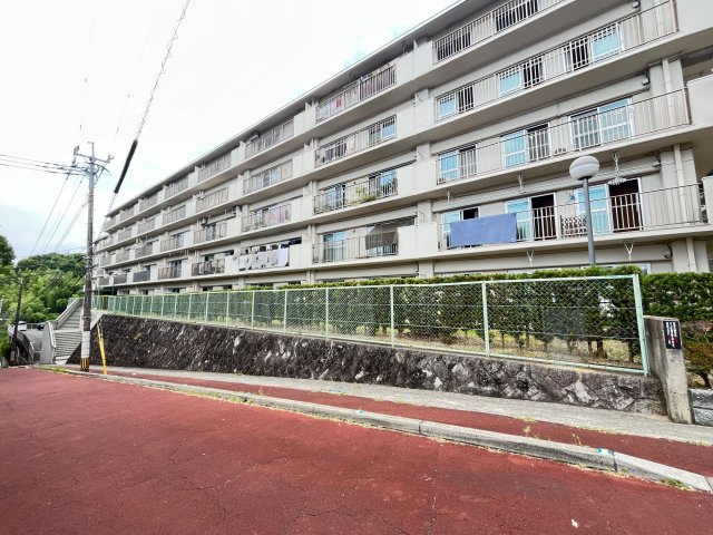 グリーンハイツ平和の外観