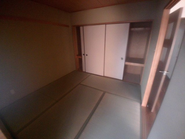 ボヌール安井の和室