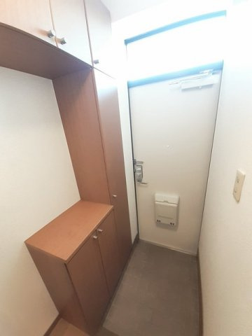コーポフォレストＡの玄関|玄関です