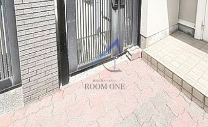 メゾン・ガーディニアのエントランス|エントランスです。