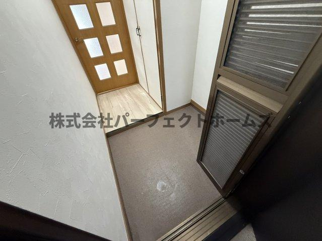 ネオライフ枚方の玄関|ゆったりとした玄関です