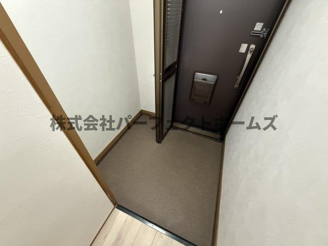 ネオライフ枚方の玄関|シンプルで使いやすい玄関です