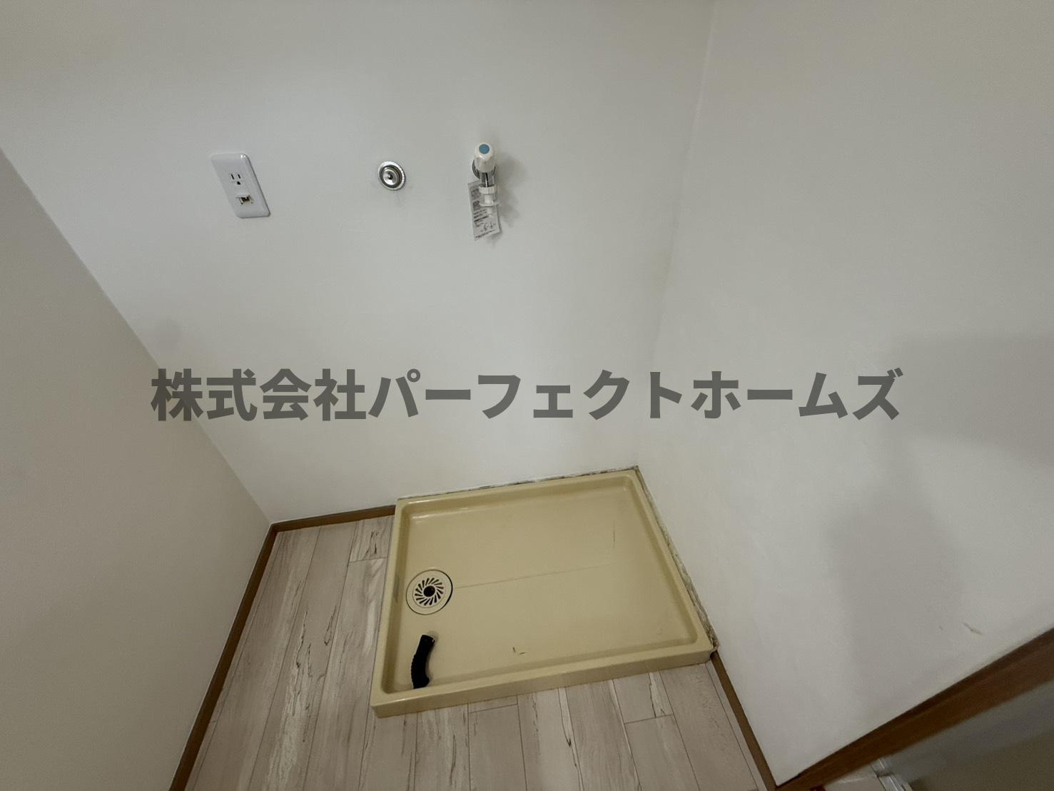 ネオライフ枚方の設備|洗濯機置場です