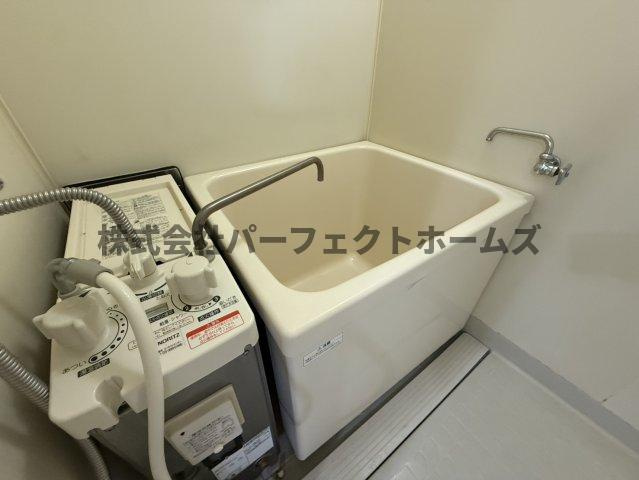 ネオライフ枚方の浴室|コンパクトで使いやすいお風呂です
