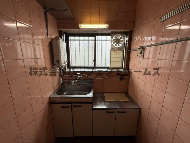 黒原新町テラスハウスのキッチン|きれいなキッチンです