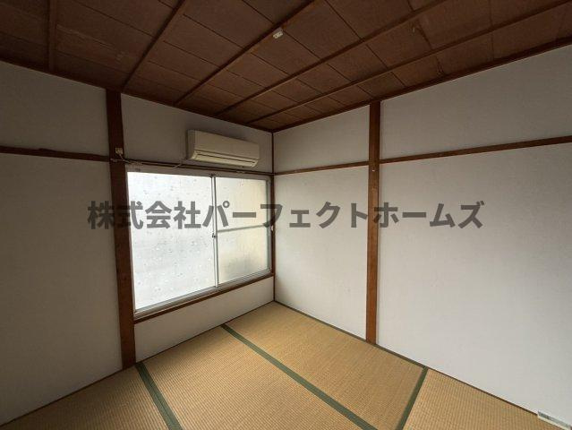 黒原新町テラスハウスの和室|きれいな和室です