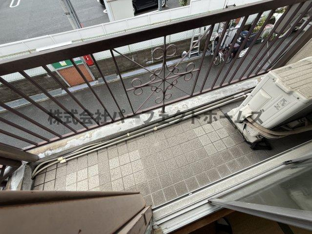 黒原新町テラスハウスのバルコニー|広々としたバルコニーです