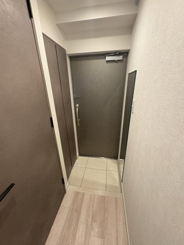 【玄関】アイルプレミアム東京西新井
