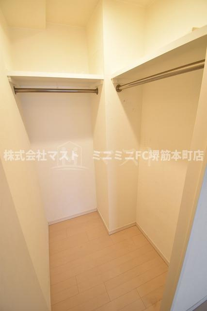 エスライズ堺筋本町の収納