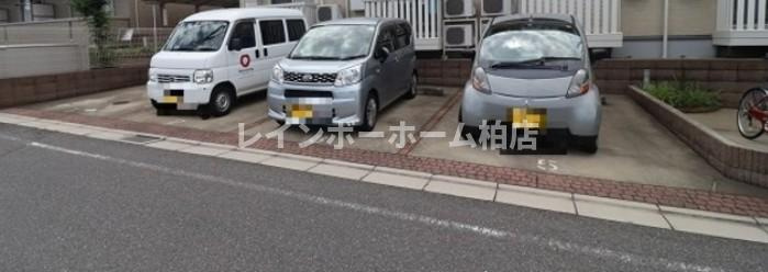 仲介手数料（賃料の1.10ヵ月）の50％OFF対象物件！の駐車場|駐車場です