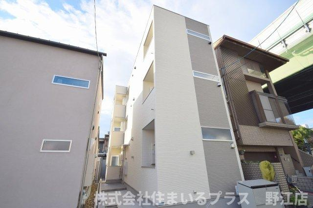 ハーモニーテラス中宮の外観