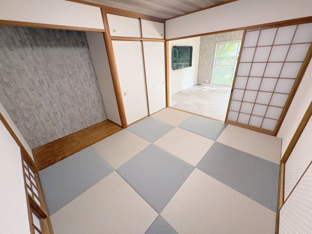 ロイヤルヒルズ東生駒の和室