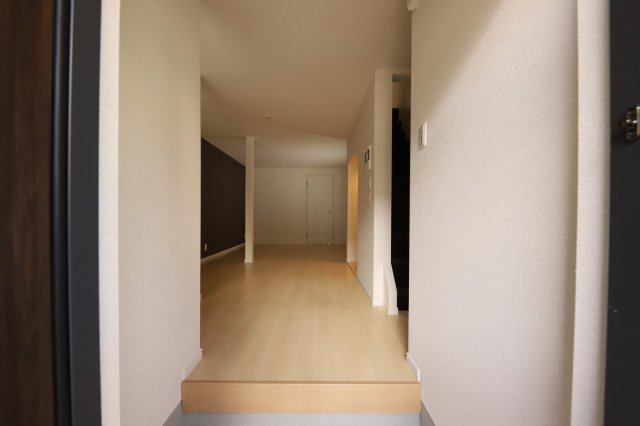 羽束師菱川町の玄関