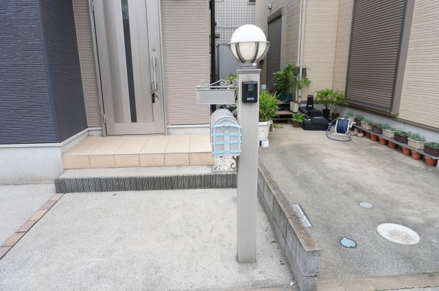 越谷市大字袋山 中古戸建のその他|インターホン機能付き門柱