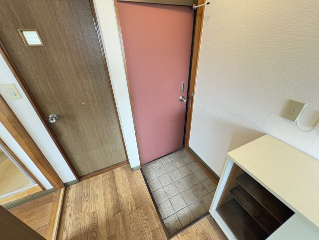 キセハイツの玄関