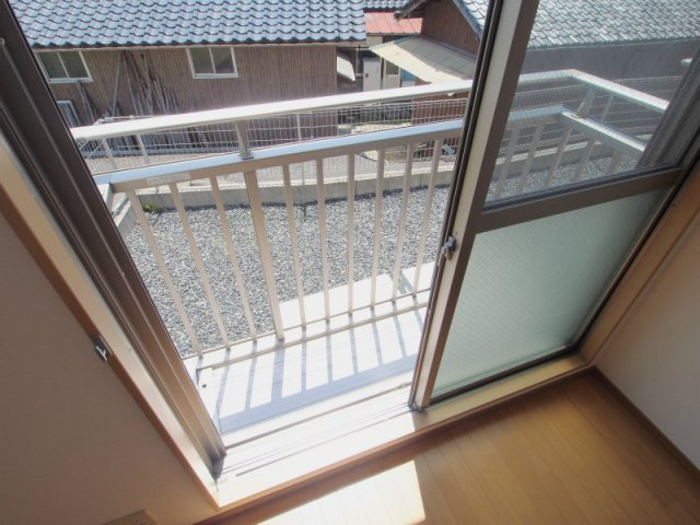 エクレール雲願寺　B棟のバルコニー